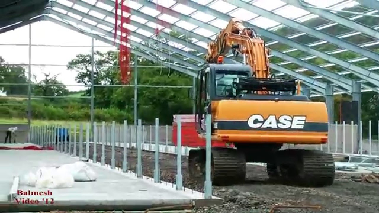 Building a Cow Shed  (45) - Cladding and Shuttering.