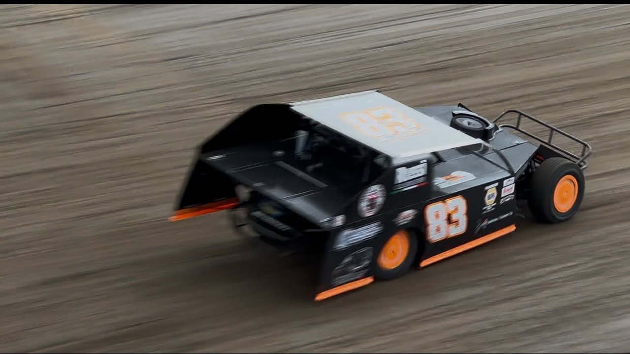 Mississippi Thunder Speedway! First run for 2025. It’s Raining!!! 🌧️ ☔️