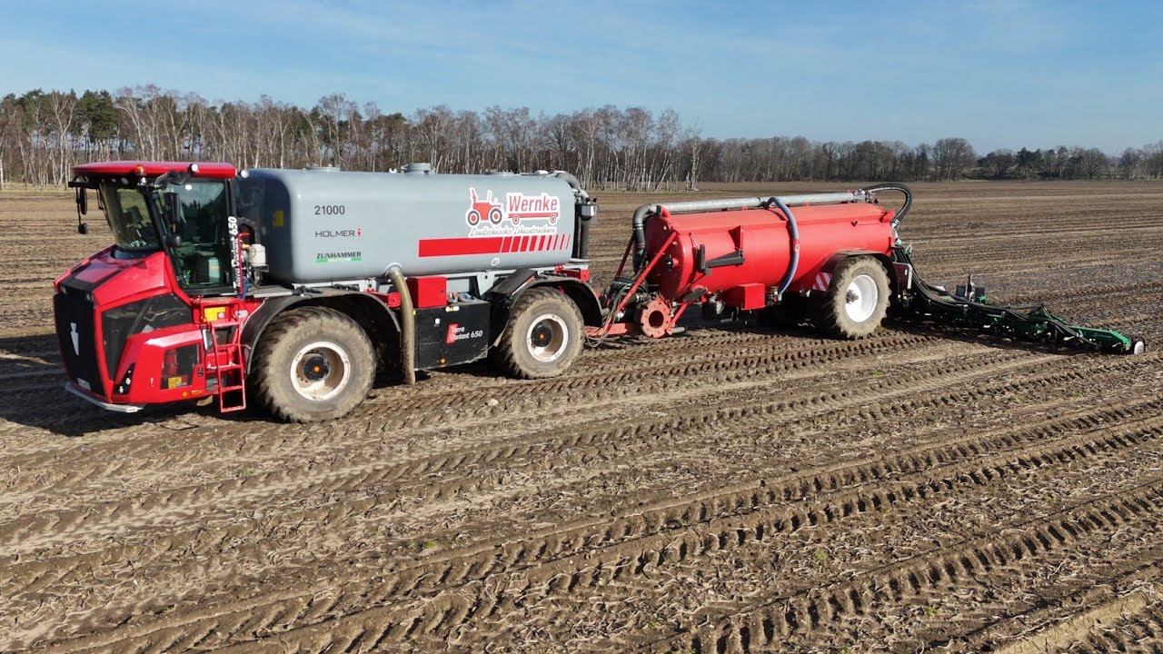 HOLMER Terra Variant 650 mit Staja Fass (18000 l) & SAMSON TS 12 Schlitze (12 m) / 4K