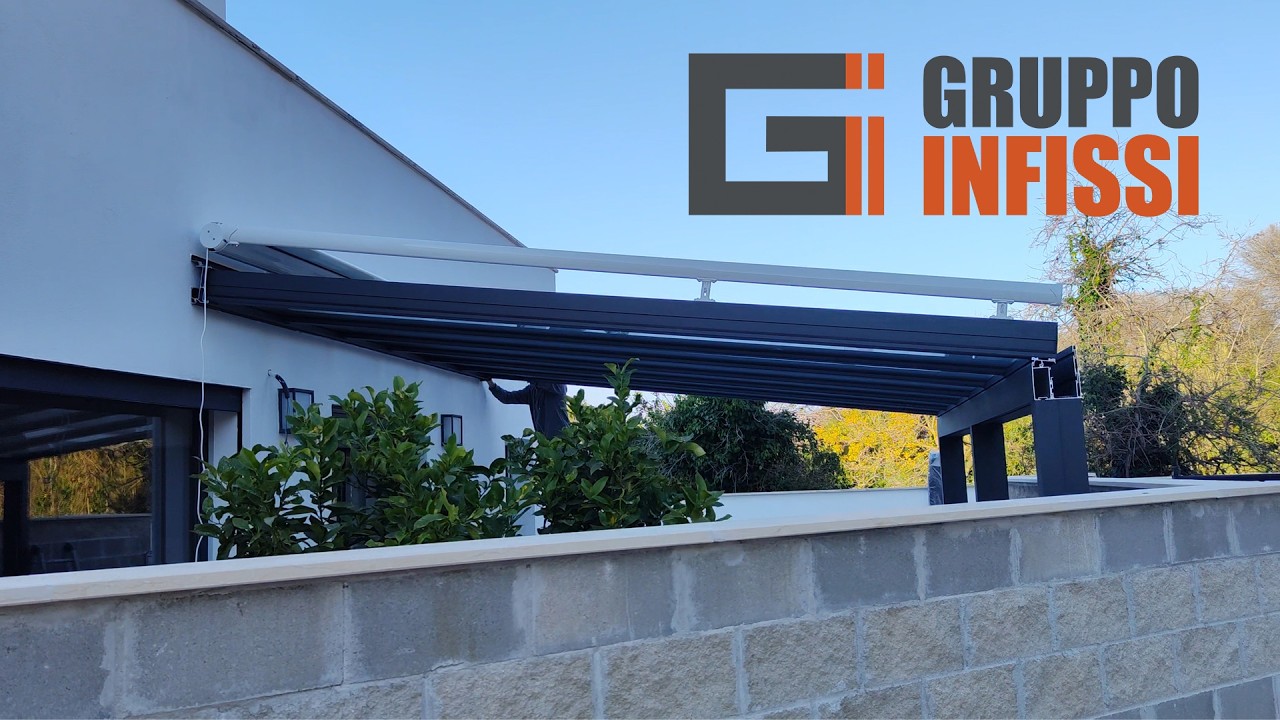 Gruppo Infissi - Veranda con tetto in vetro e tenda