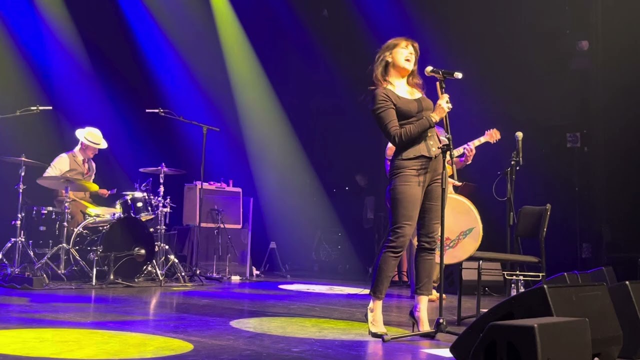 IMELDA MAY - Johnny Got A Boom Boom (Savoy 12.10.24)