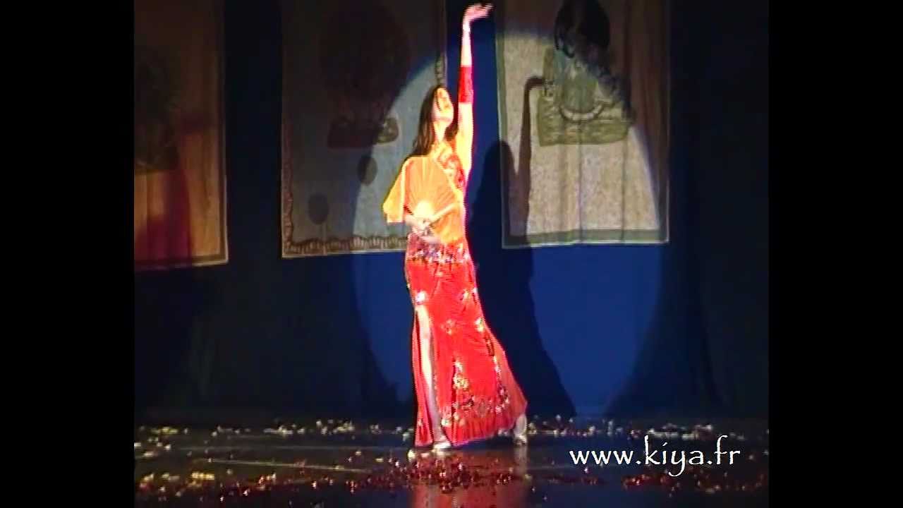 Kiya Danse Orientale Fan Veils Bellydance Eventails, Cours &agrave; Bayonne et Biarritz, Spectacle****