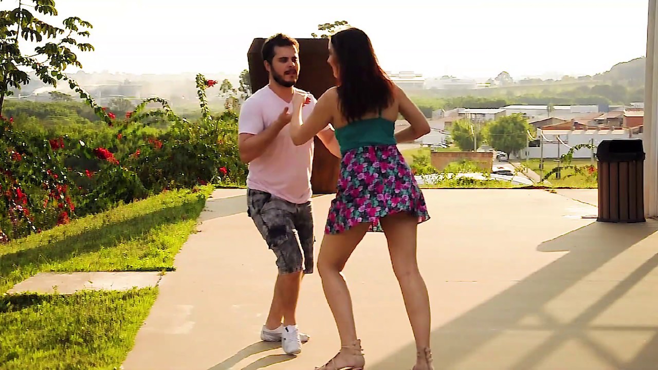 Improviso de Forró - Mayara e Denis