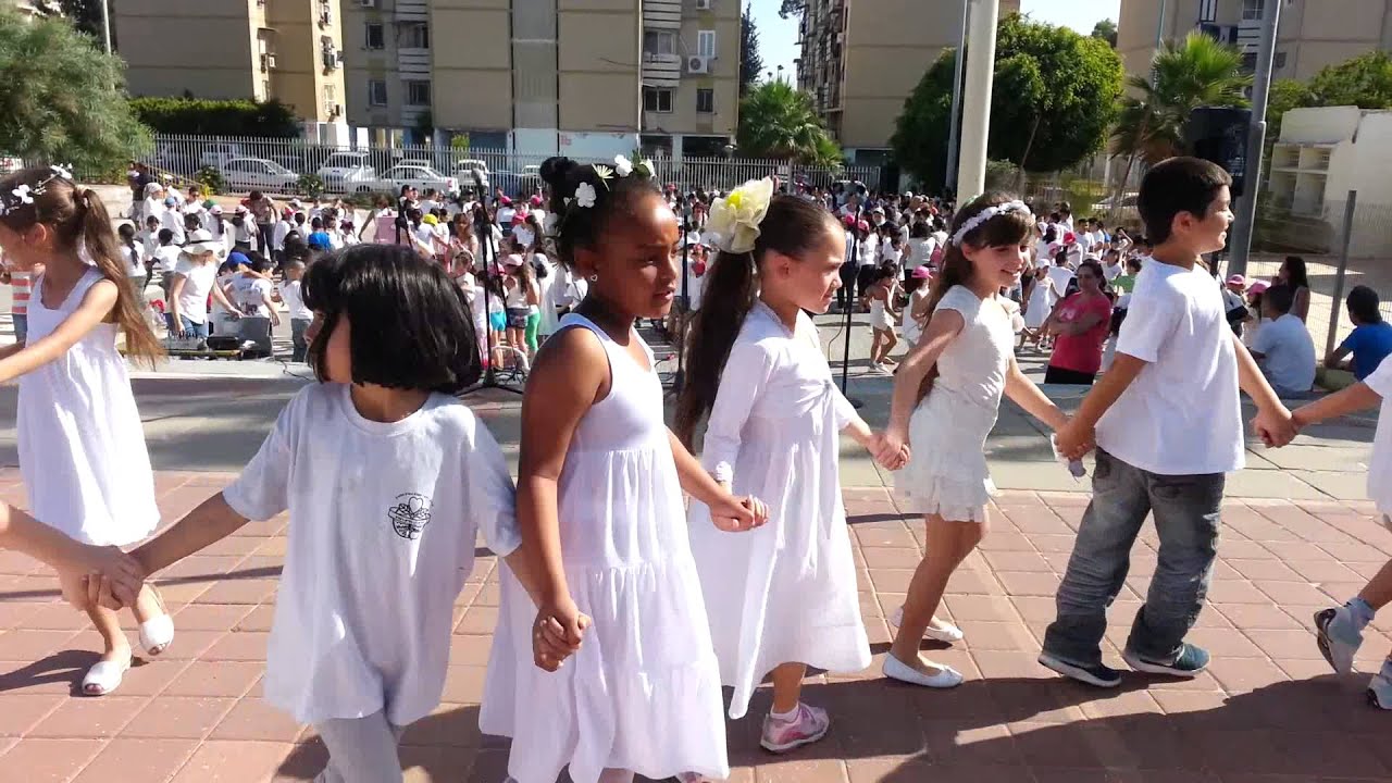 בן גוריון רמלה רוקדים שבועות 2014
