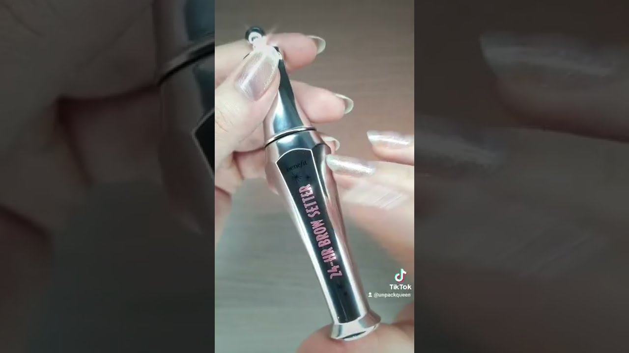 Benefit Cosmetics 24-HR Brow Setter
