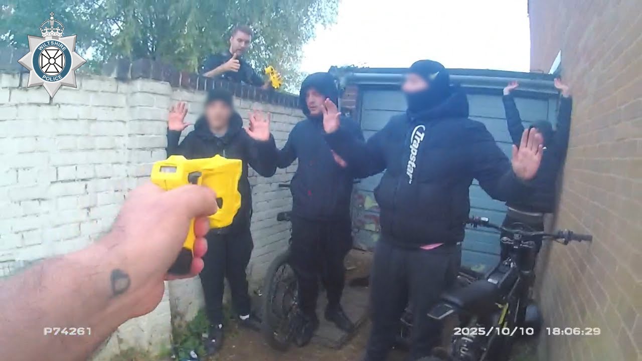 'DO NOT MOVE': Drug dealers with e-bikes held at taser point in Swindon