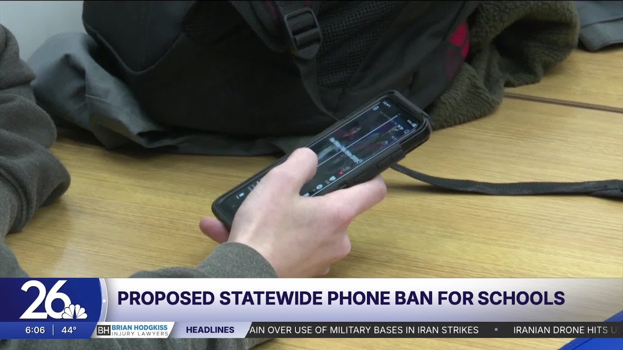 Local Fond du Lac area schools react to potential phone ban in state legislature