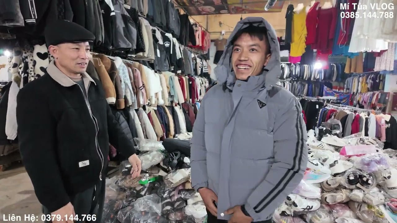 Em Ly Nhận Tiền Của Quý MTQ Và Mùa Quần Áo Ấp Mặc Đón Tết Vui Hết Nấc.Mí Tủa VLOG