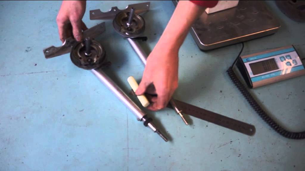Velomobiel.nl - suspension struts comparison