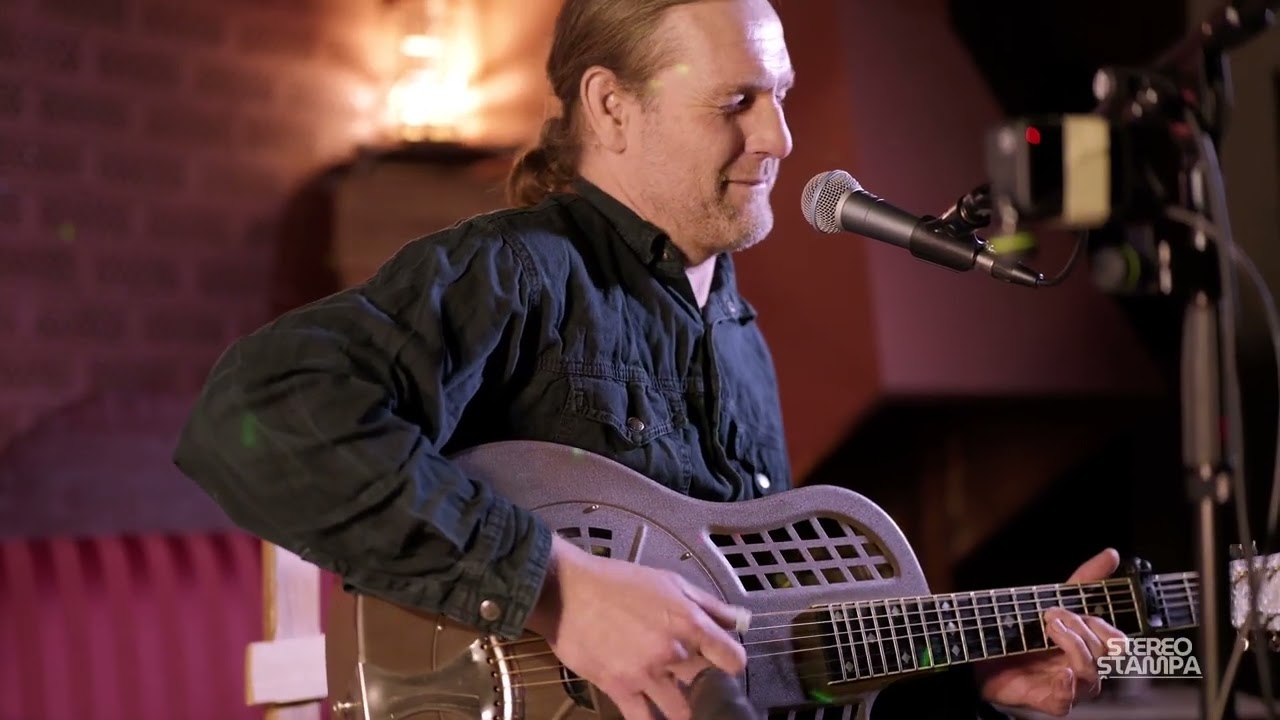 Tomi Novak @ Sofar Zagreb - Freight train