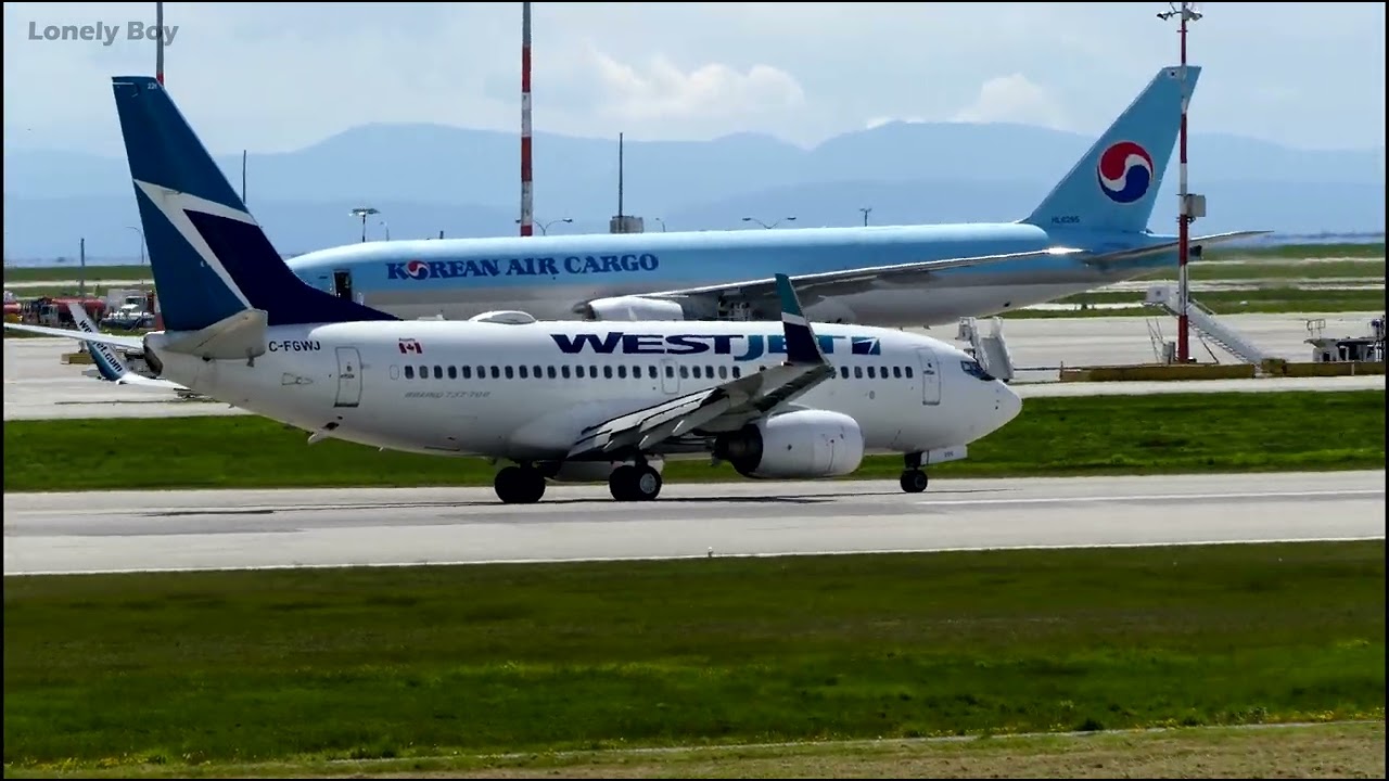 WestJet - 737 7CT from Toronto - YVR Airport 4K