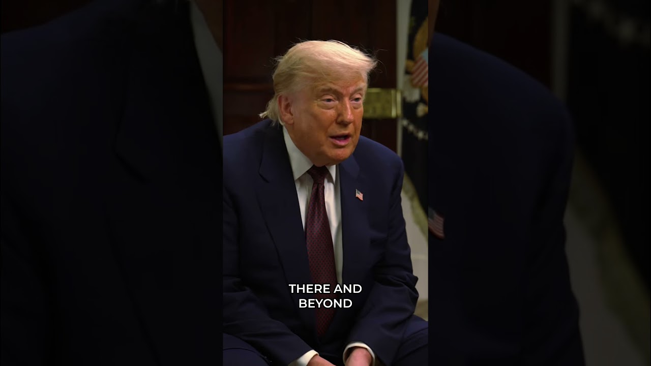 Трамп хвалит Макрона
