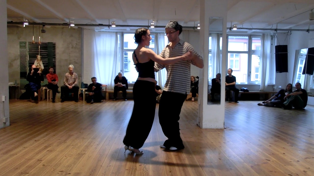 Tango Anatomie II | Tangobewegung Berlin 2012 | Chantal & Sebastian