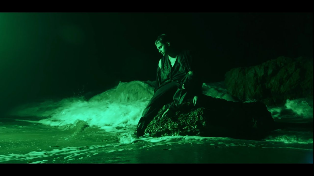 HELLSTRVCK - Sirens (Official Music Video)