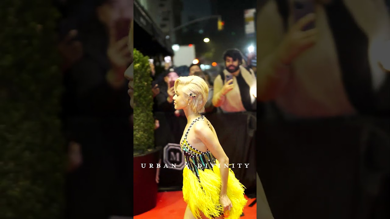 pop star Tyla arriving back to her hotel after a Met Gala after party #tyla #shorts