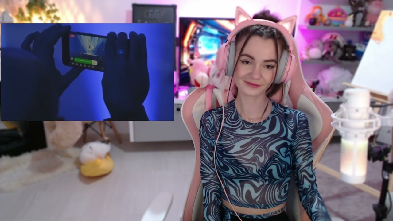 First time reaction to Tarja Turunen - Shadow play (Live at Bucharest 2020)