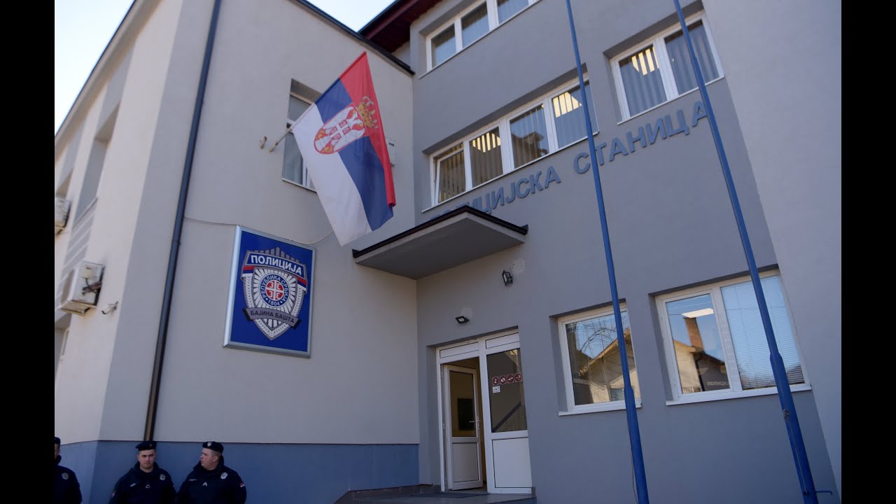 Ministar Vulin posetio renoviranu Policijsku stanicu u Bajinoj Bašti