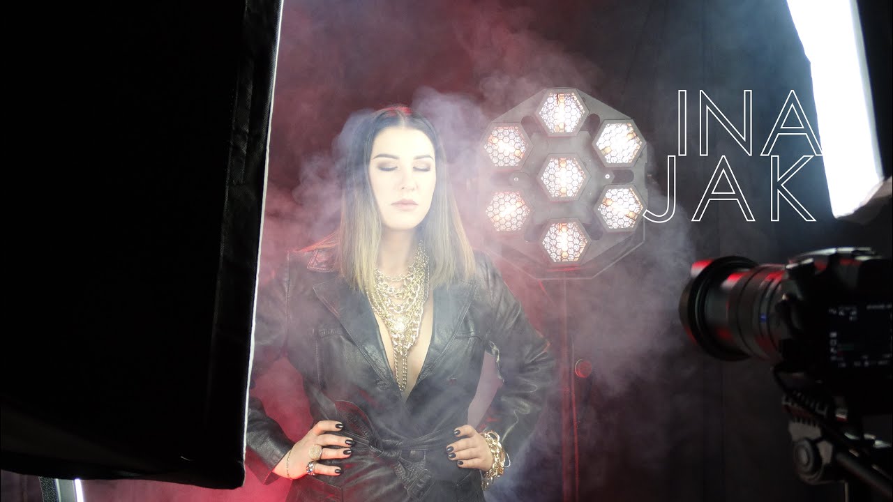 Ina Jak