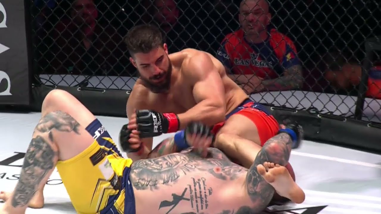 @Andi_Constantin vs @AFMihai -vezi &icirc;n continuare meciurile #RXF44. Cumpără pay-per-view de pe rxf.ro