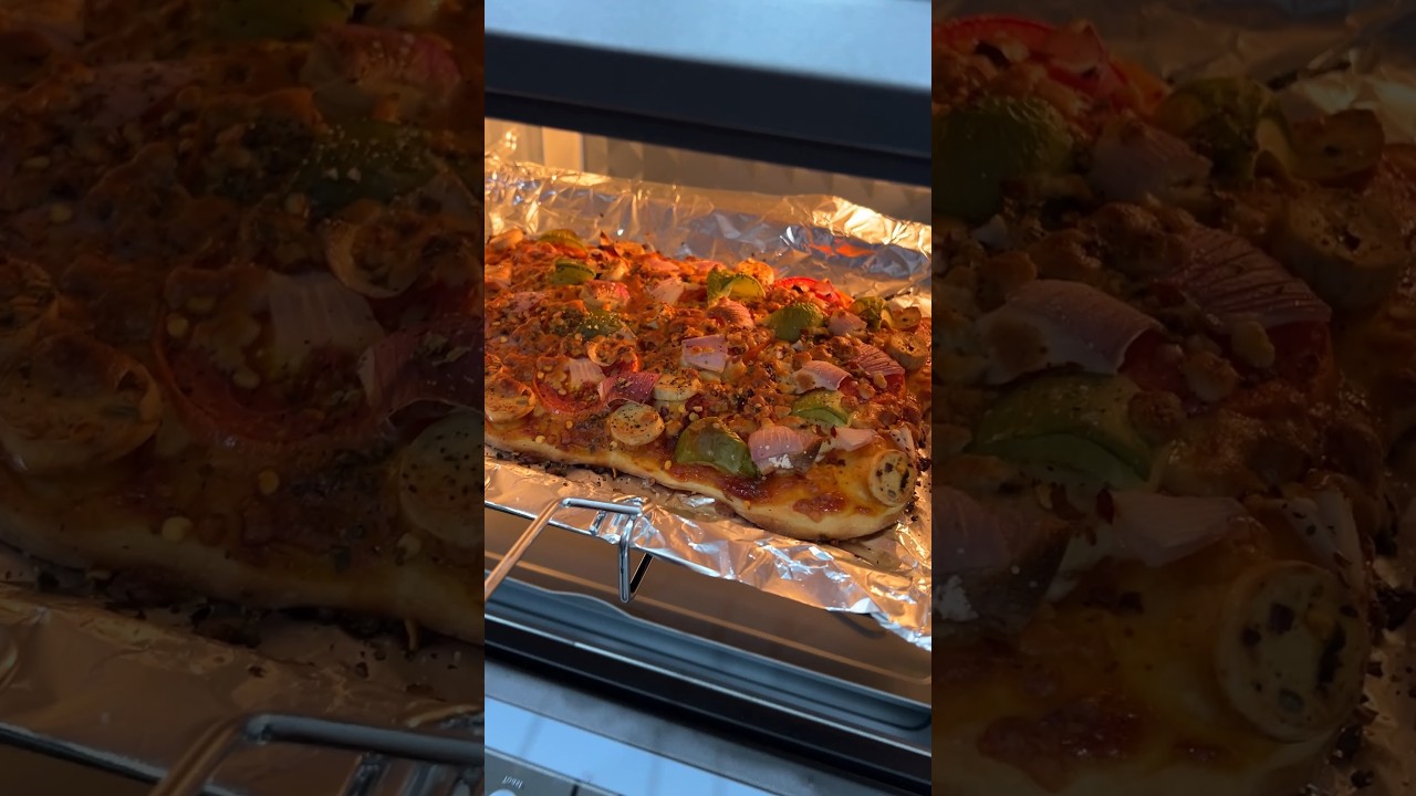 Homemade chicken sausage pizza 🍕 