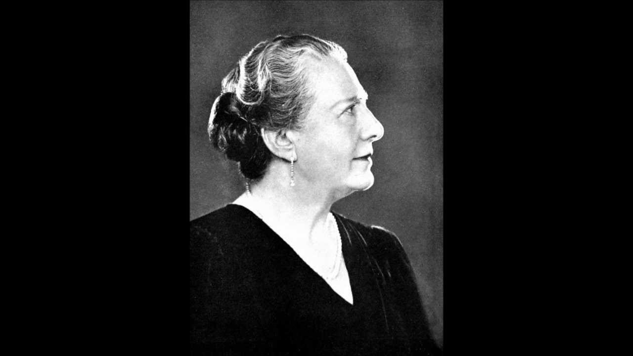 Elena Gerhardt, mezzo-soprano sings Brahms' 