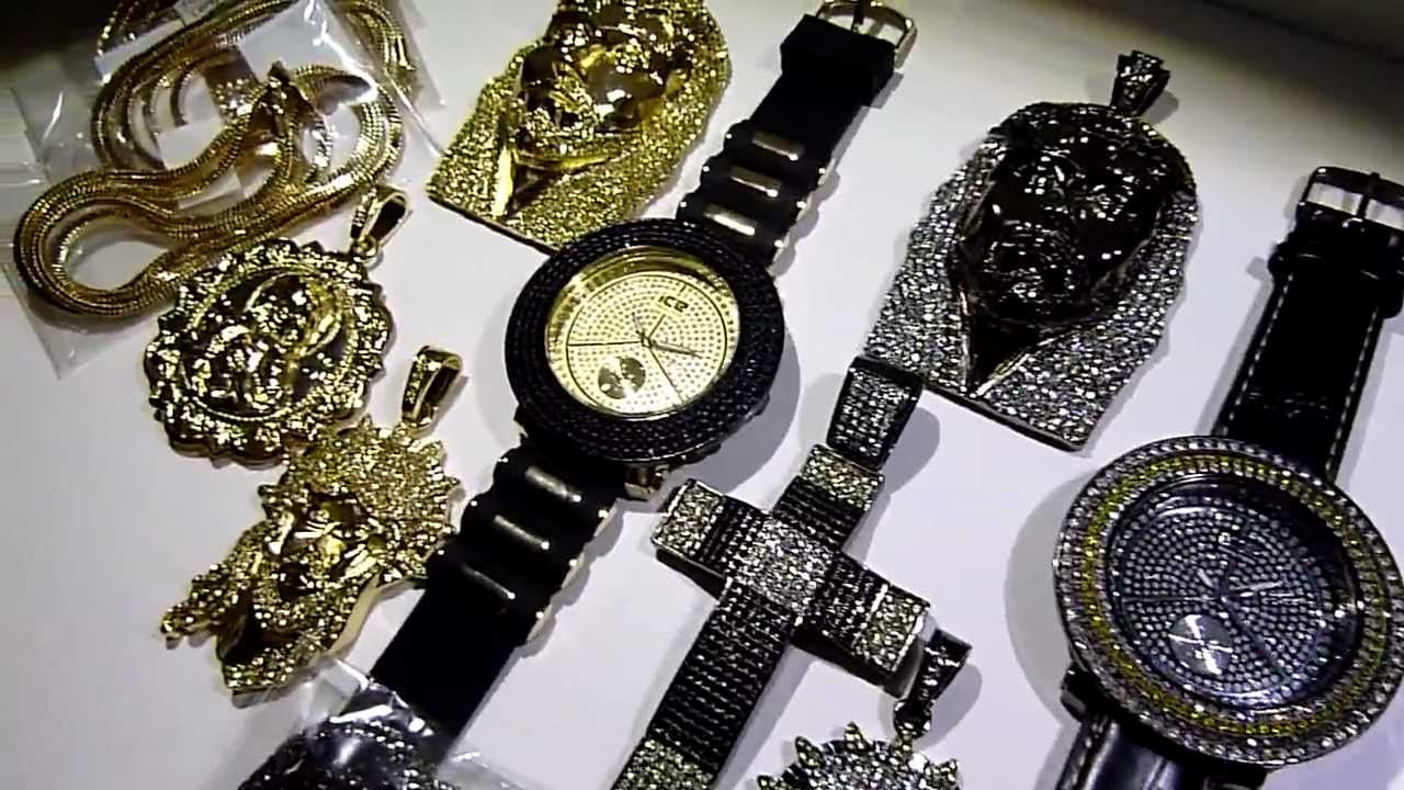 (SOLD OUT)$395 21 piece WHOLESALE Deal! Jesus Head Pendants +Medallions +Crosses +Watches +Chains!