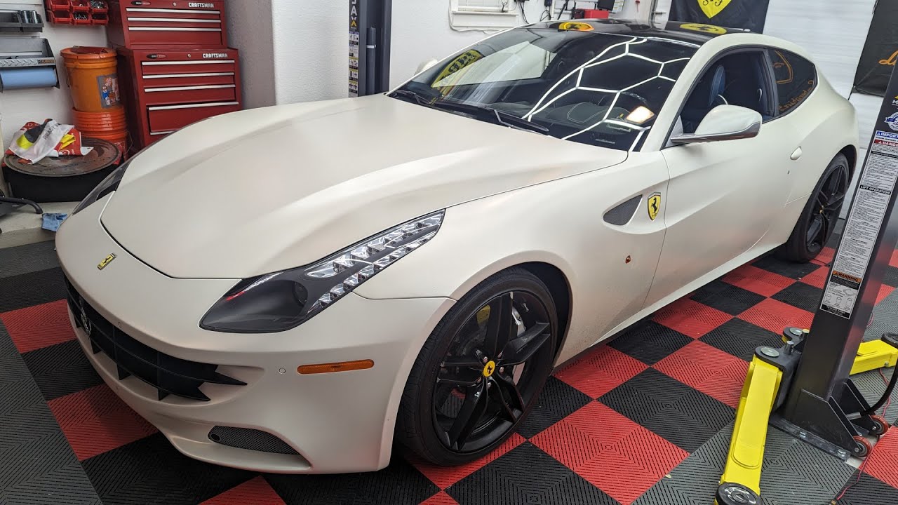 Замена масла в Ferrari FF