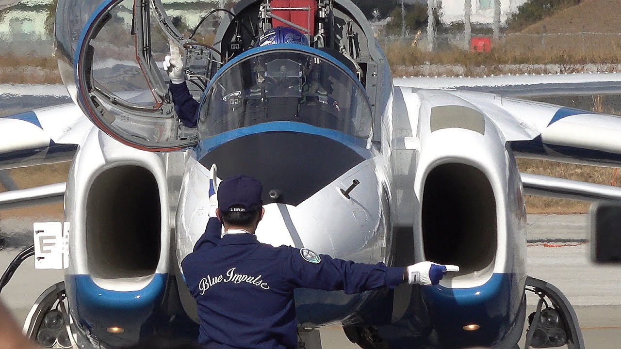 築城基地航空祭2025「ブルーインパルス展示飛行」ウォーク・ダウン①