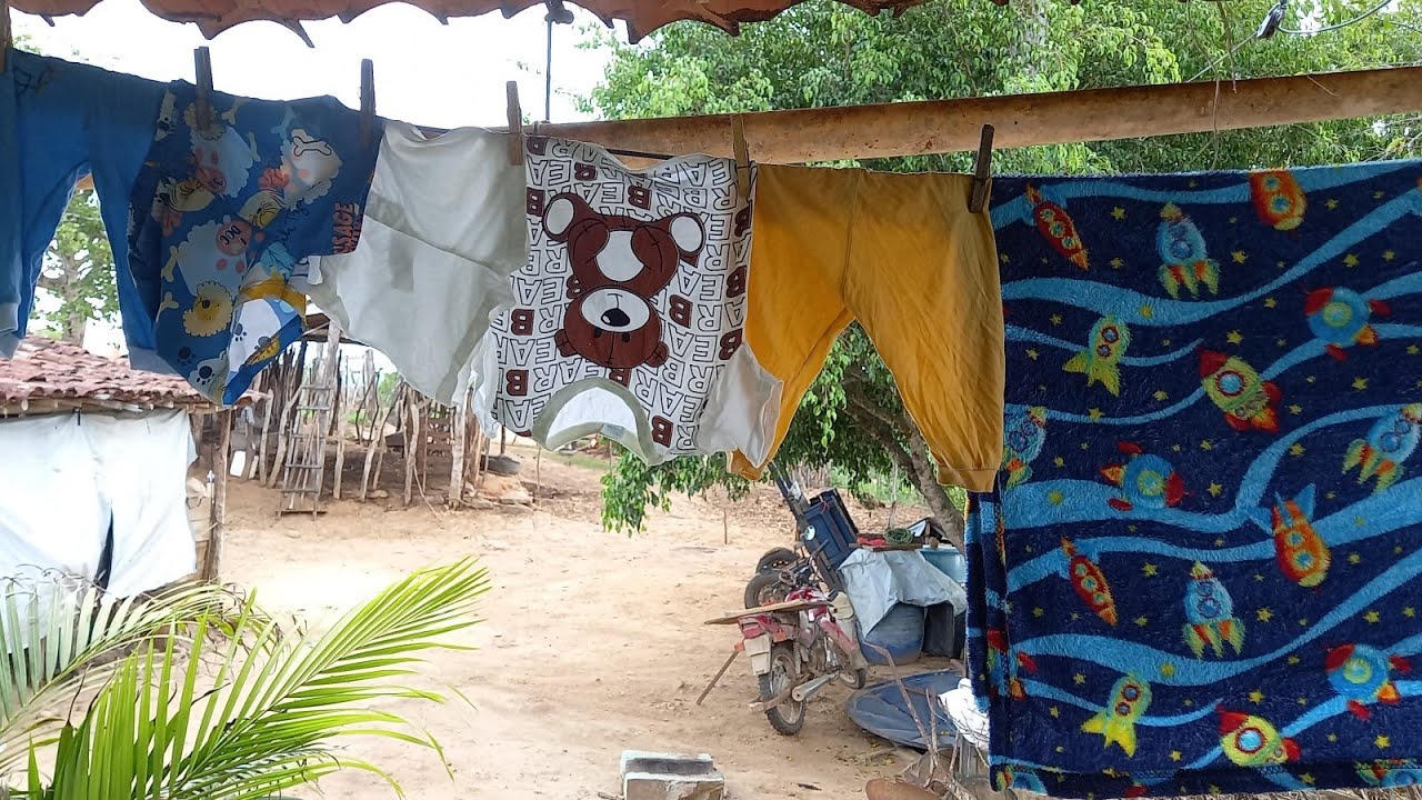 ELES PASSARAM 11 DIAS AQUIR COM A GENTE, FORAM EM BORA, JÁ FICAMOS COM SAUDADES, LAVEI ROUPAS 