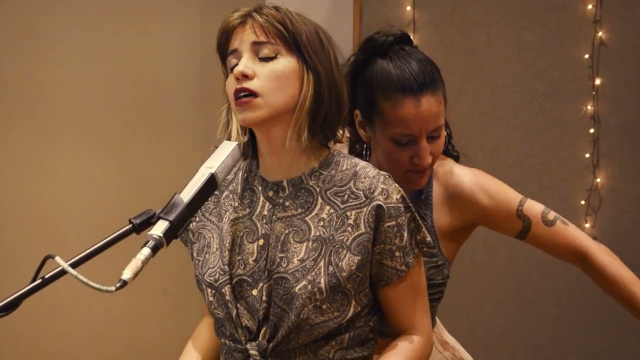 La Resentida - Madera Mineral feat. Cami González