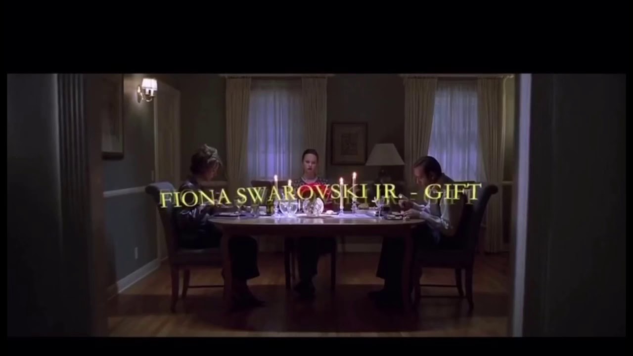 YUNG HURN Fiona Swarovski Jr. - GIFT (American Beauty)