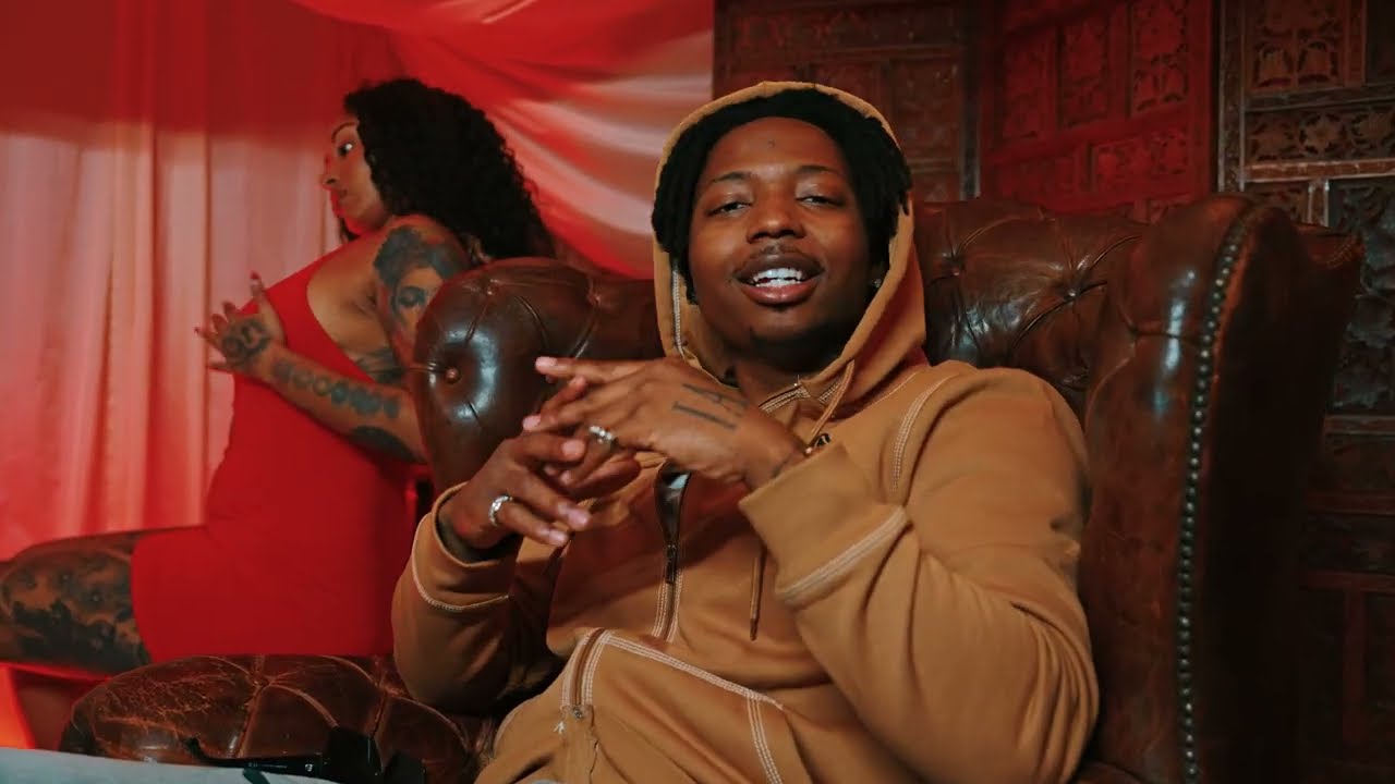Full Circle Now, Jucee Froot, Shaudie Man - No Strings Attached (Official Music Video)