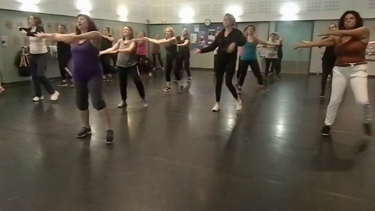 Lola's Zumba - shoulder burn/bruler les épaules