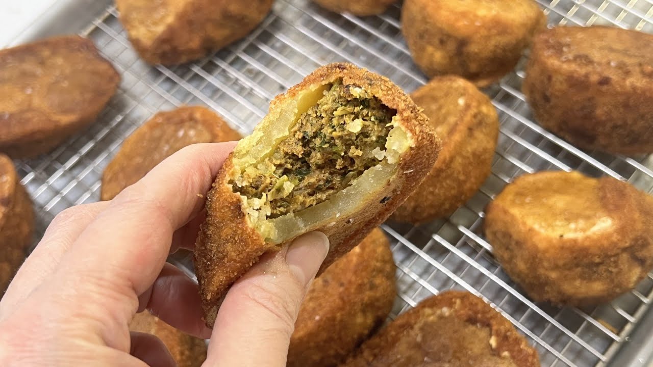 مبطن ليبي - بطاطا مبطنة - طريقة تحضير امبطن ليبي على أصوله - Stuffed potatoes Libyan dish