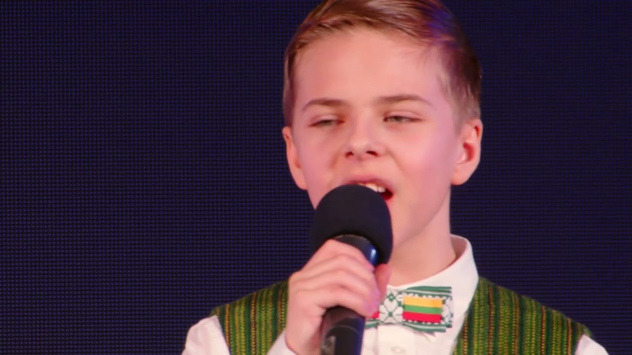 Akvilė & Lukas Ališauskai. GAUDĖ VĖJAI