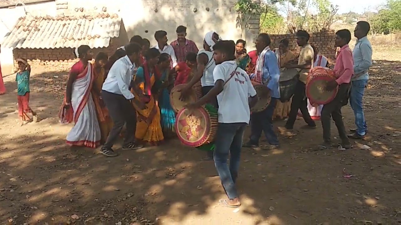 Sarhul Puja//sarhul song mandar nagada 💕// jharkhandi dance vedieo
