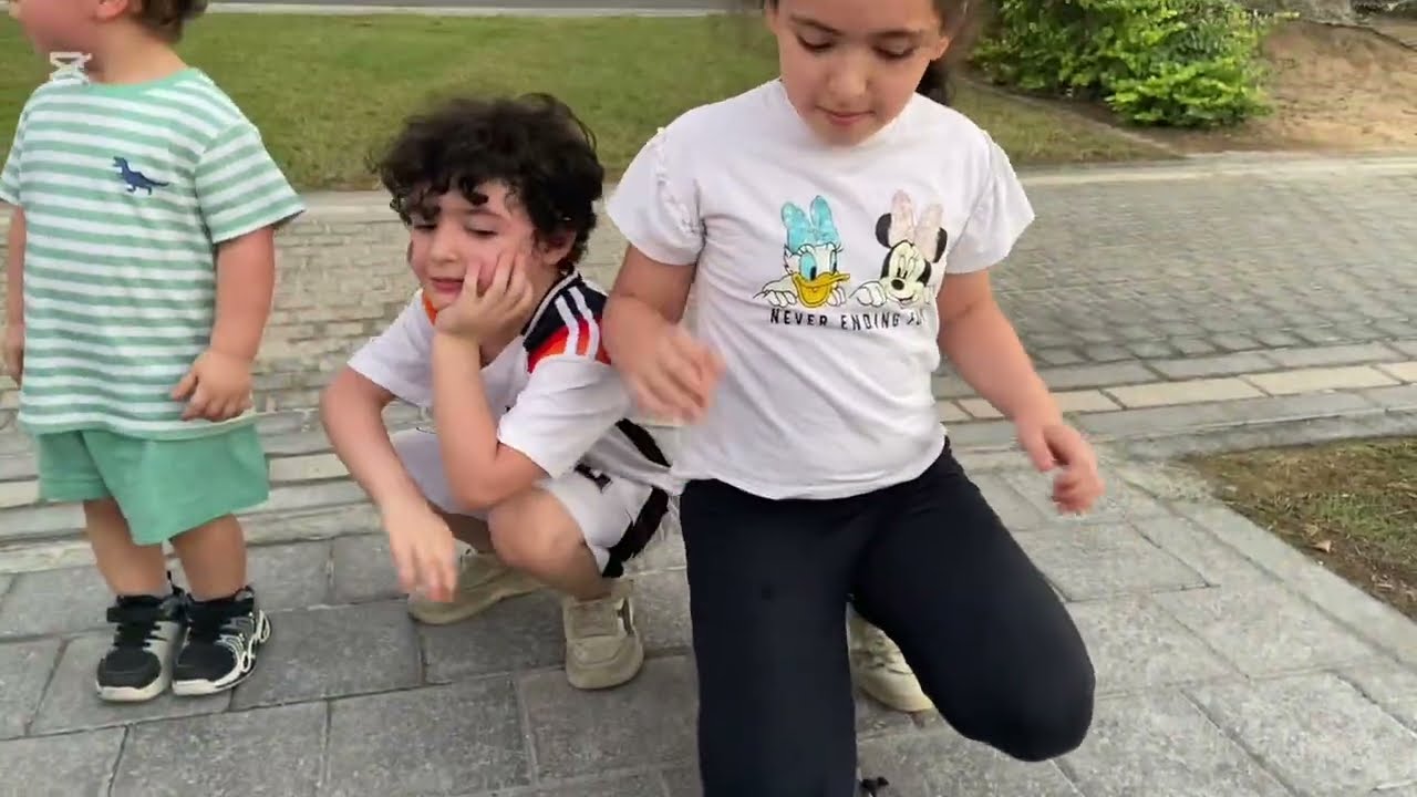 قضينا يوم كامل بالحديقة 🛤️شوينا مارشملو ولعبنا 😀وعملنا تحديات 😍