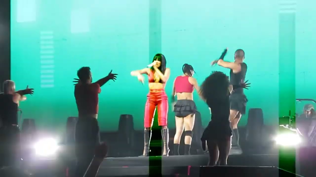 Mariposas - Aitana @ Tecate Emblema México 2024 (18/05/24)