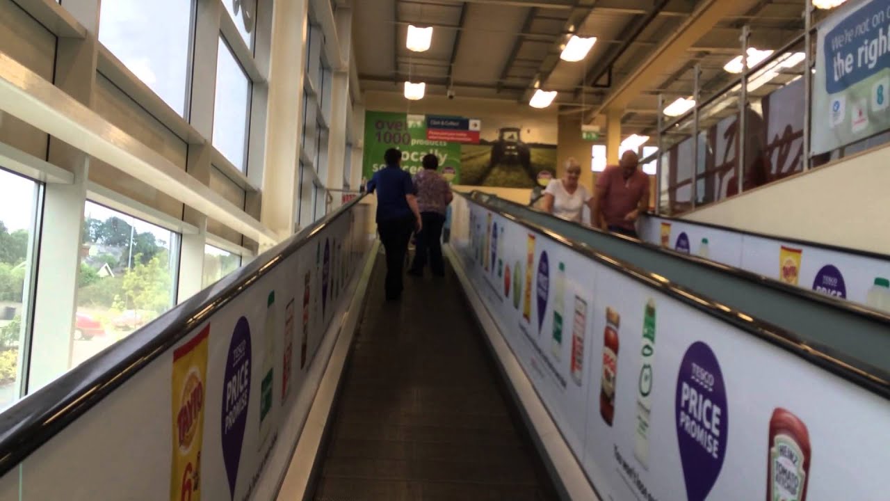 Эскалатор Otis в Tesco Extra Newry
