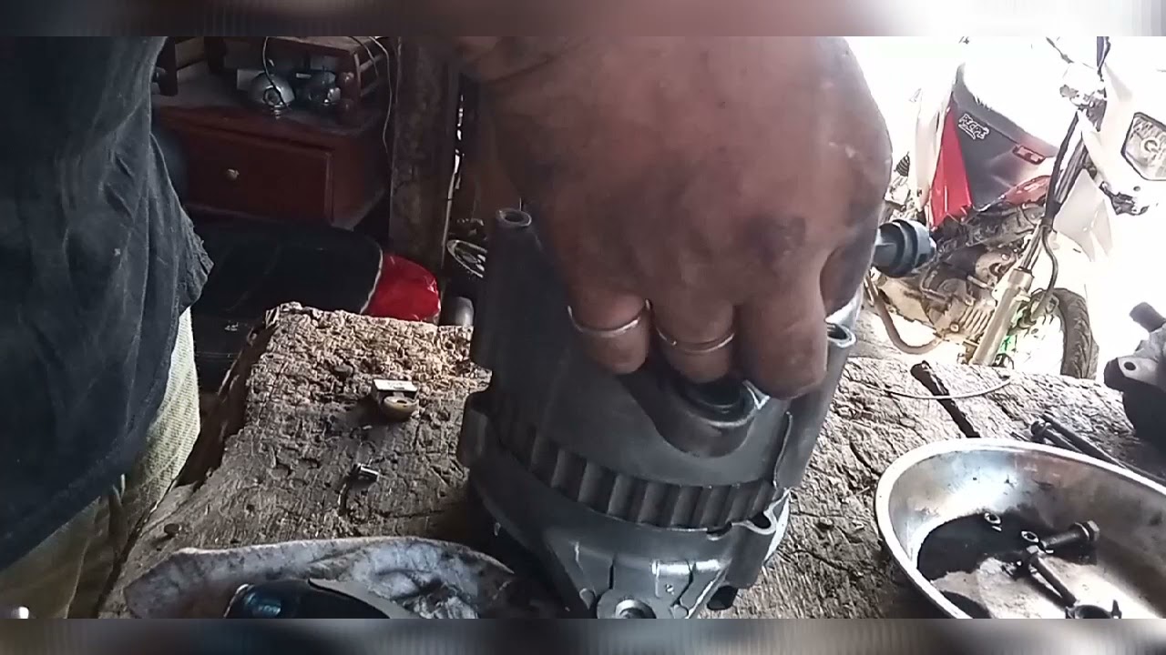 Repair alternator of Kia K2700