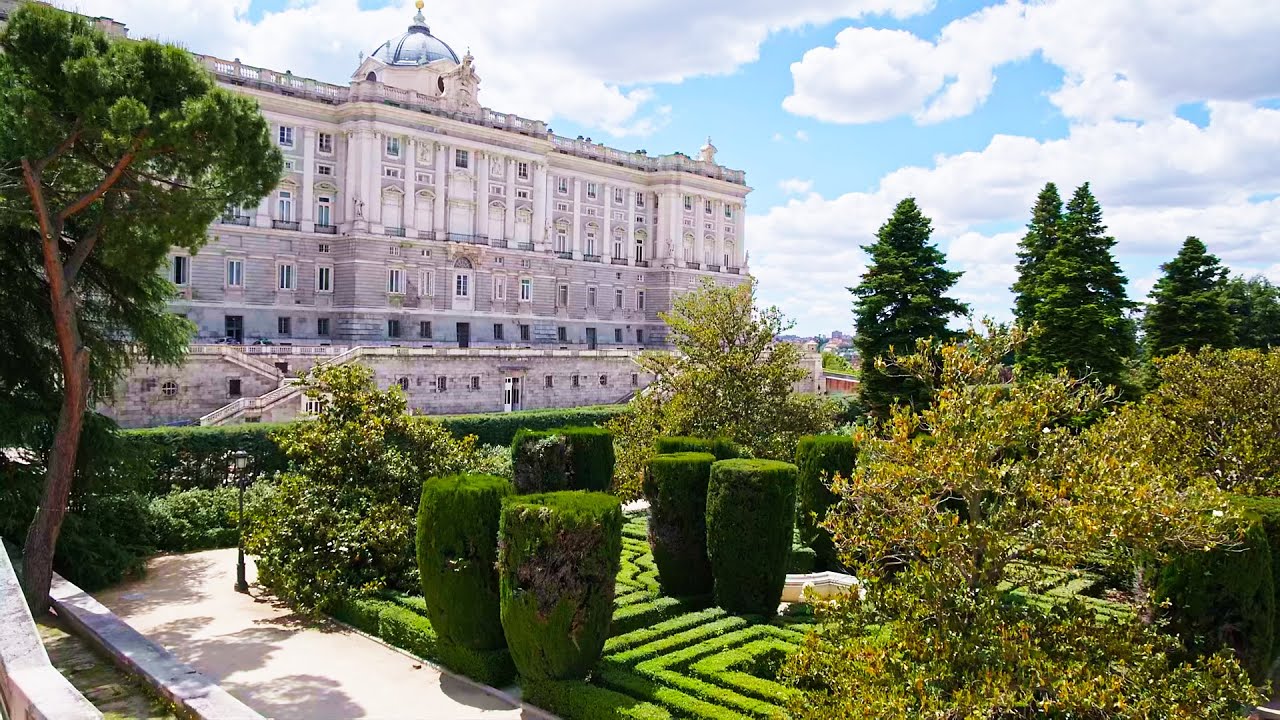 Madrid Full Walking Tour 14/16 - Palacio Real - Jardins de Sabatini - Jardines del Cabo Noval España