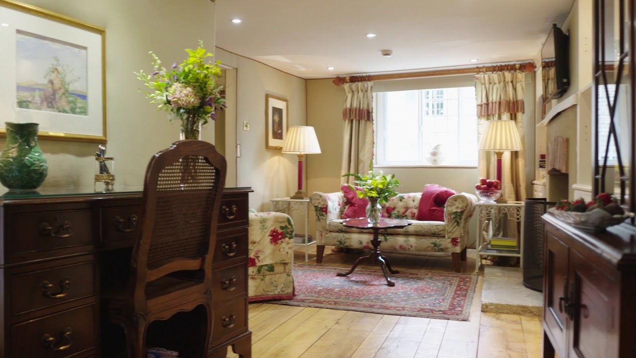 The Ivy Cottage At Summer Lodge Country House Hotel, Restaurant & Spa