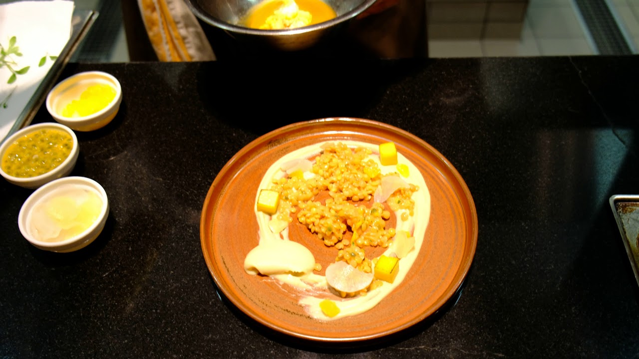 Sabarigo prepares a starter at Costes Downtown - Budapest, 4K!