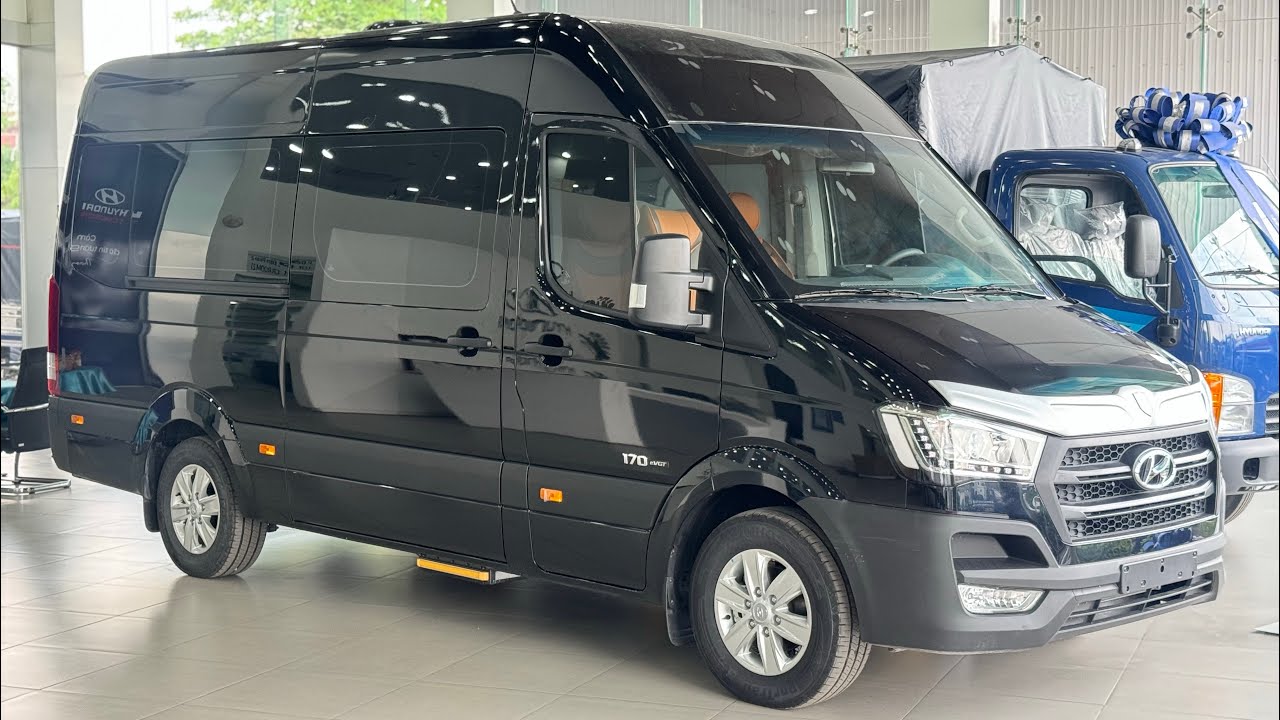 Hyundai Solati DE Limousine 10 Ghế | Không Gian Sang Trọng Chuẩn Doanh Nhân