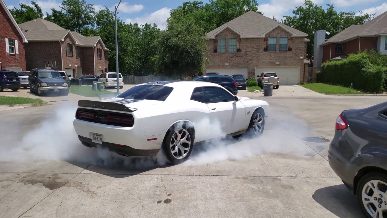 Stormfang, my 2016 Dodge Challenger R/T Burnout 5.7L Hemi with Flowmaster Super 10s