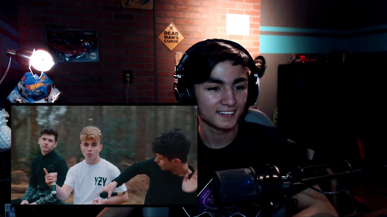 Unvocal Coach REACTS TO: RoadTrip Wolves Boyband Cover | Original by Selena Gomez