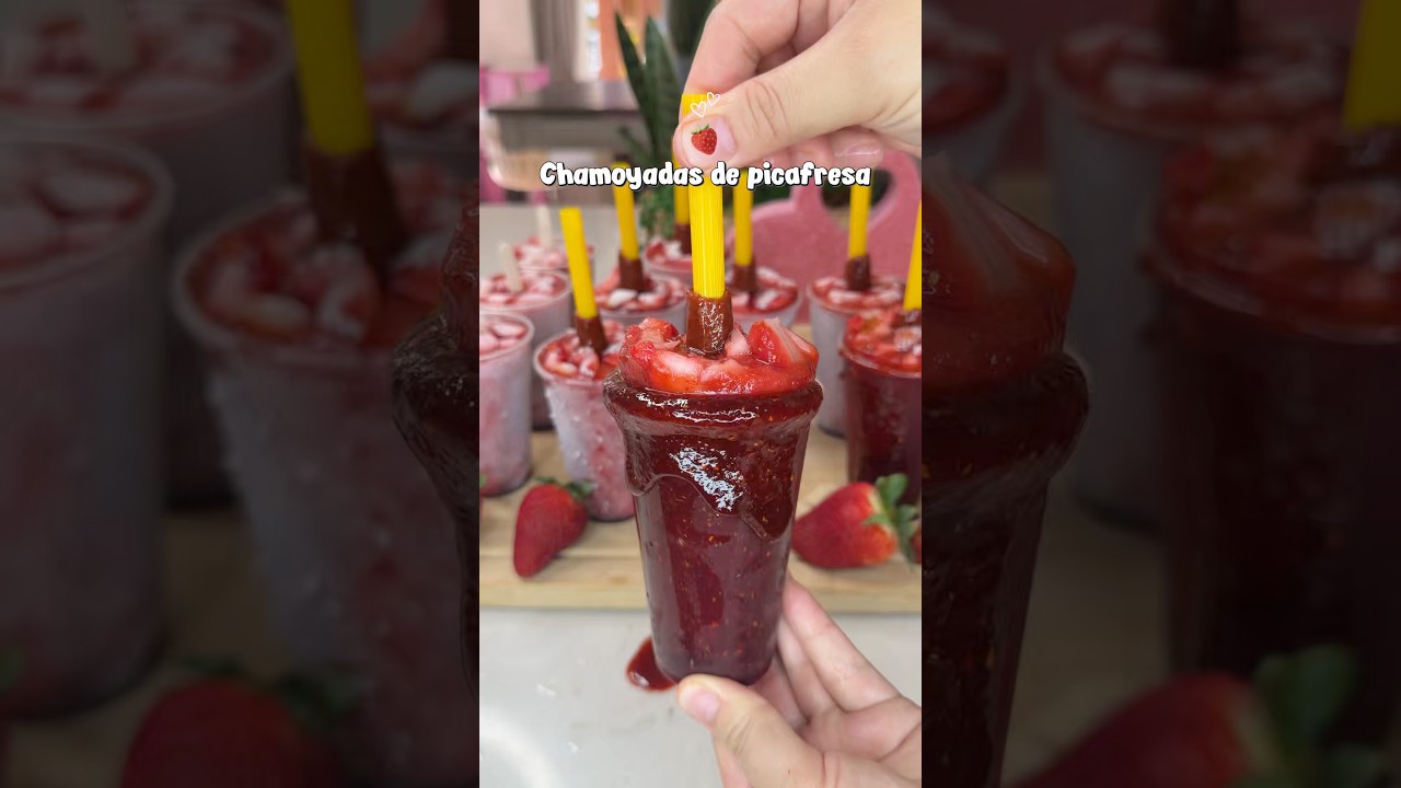 Chamoyadas de picafresa 🍓 #chamoyadas #picafresa #fresada #mangonada  #recipe #viral #shorts