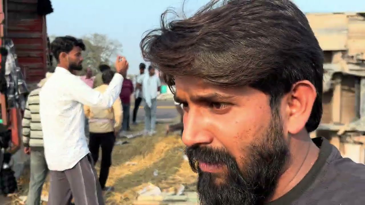 पूर्वांचल एक्सप्रेसवे 205 km पे बड़ा हादसा हुआ 🥺