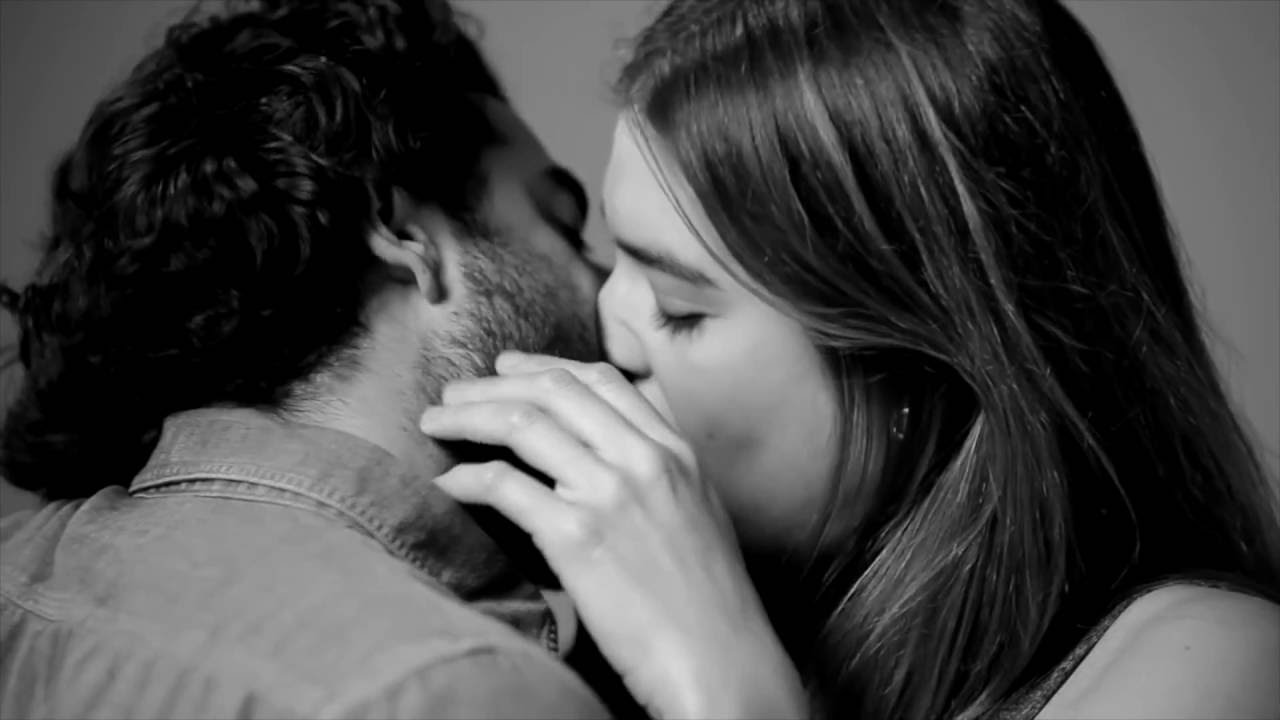 LOS MEJORES BESOS
