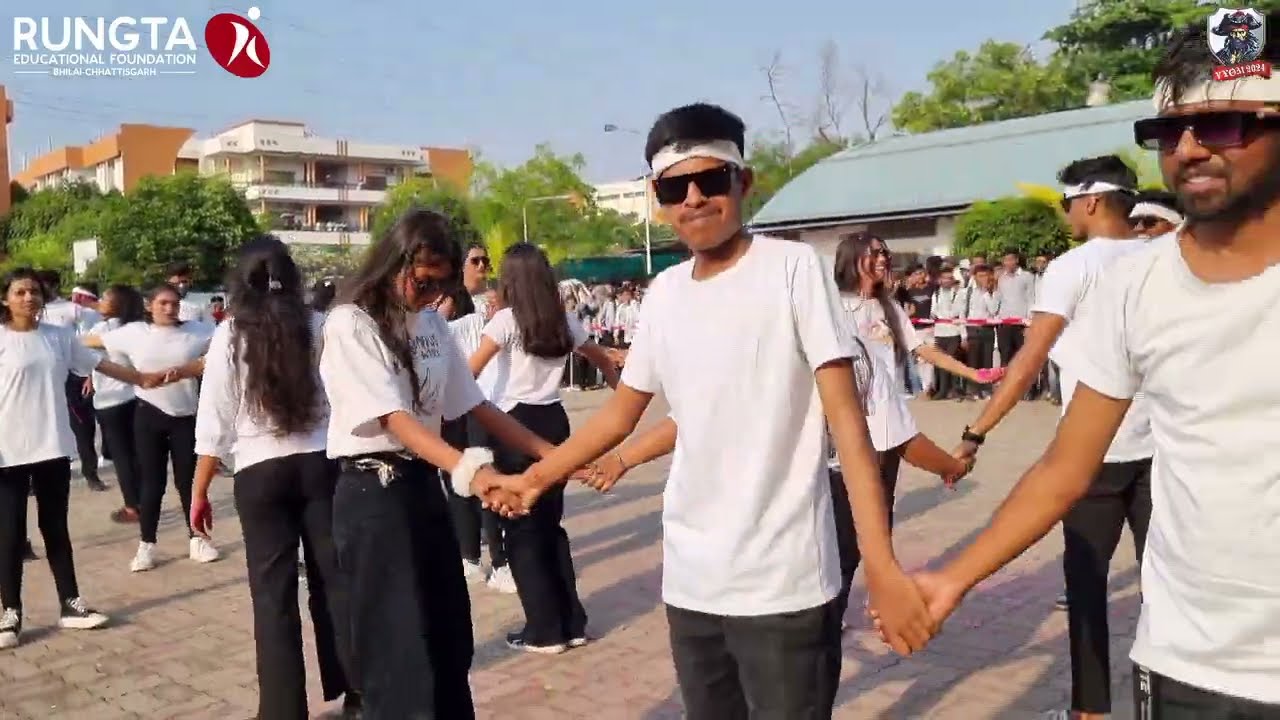 College Falsh mob | Dance formation Vyom 24 Techfest Rungta College R1 Bhilai #flashmob